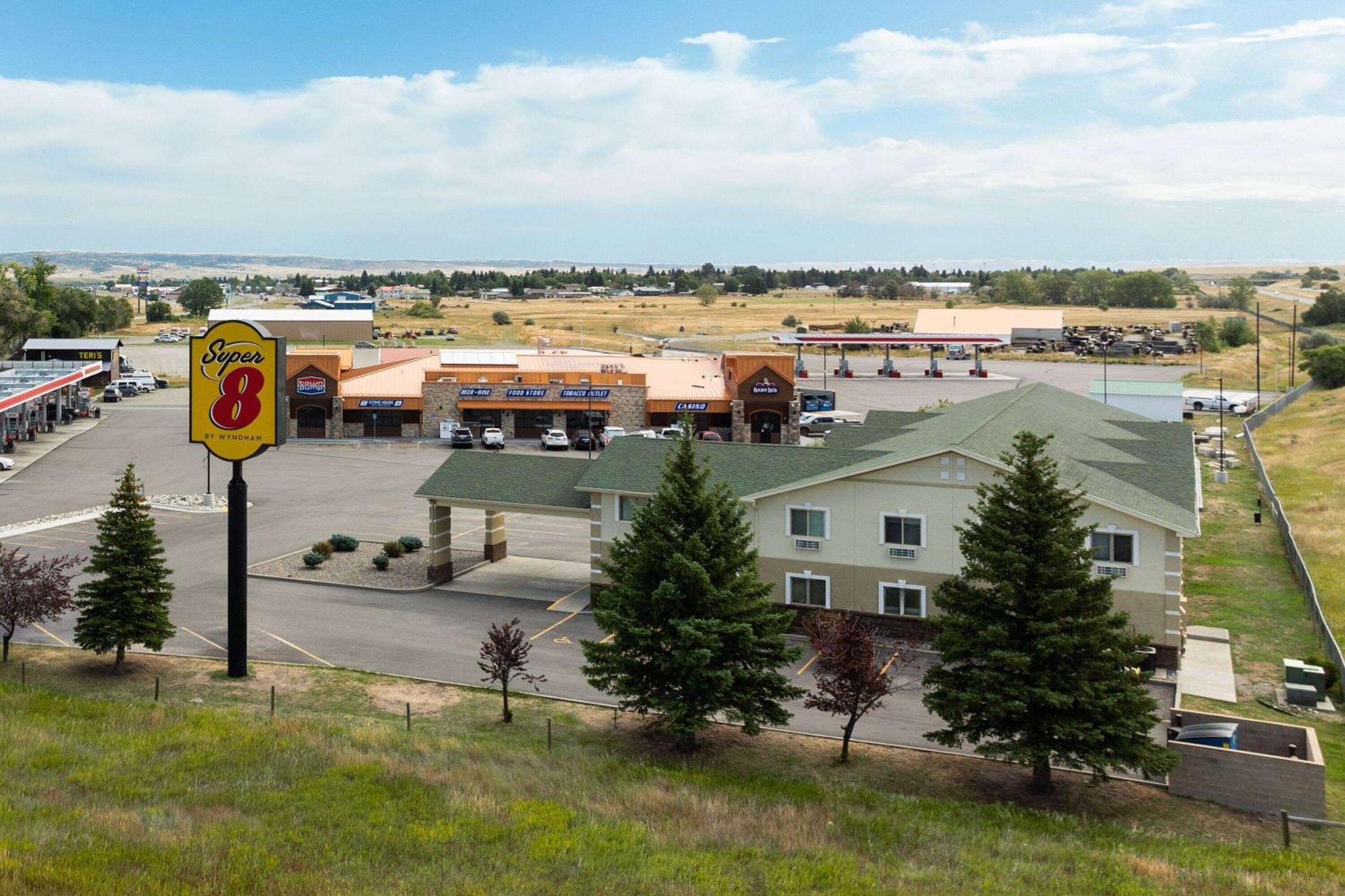 Super 8 By Wyndham Big Timber Motel Exterior foto